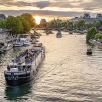 Croisière sur la seine entre amis